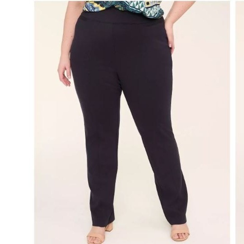NWT Lane Bryant Plus Size Ponte Pull-On Straight Leg‎ Pants Sz 28 Black Knit